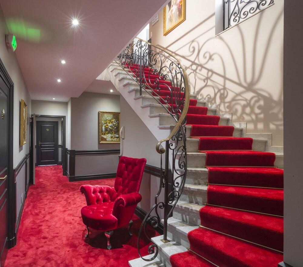 Hotel Chateau De La Tour Cannes Exteriör bild