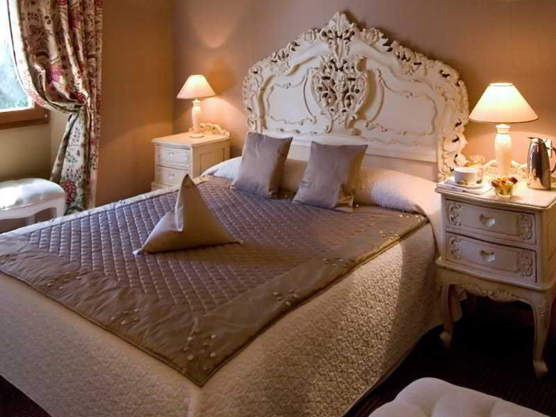 Hotel Chateau De La Tour Cannes Exteriör bild